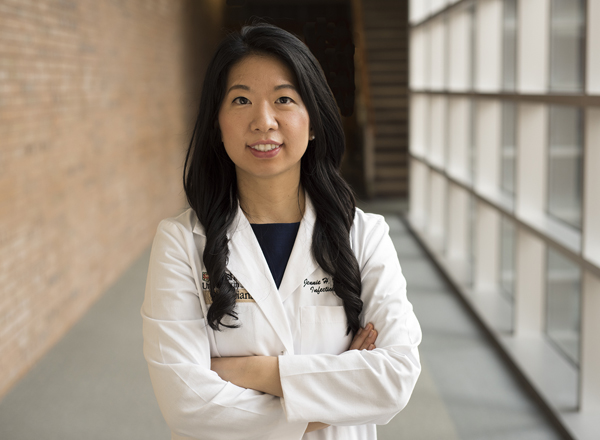 Robert J. Boston photograph Jennie Kwon named National Academy of Medicine fellow. HORIZONTAL environmental portrait. IF IN LAB, with PPE. BUT WE DEFINITELY ALSO NEED PHOTOS OF HER WITHOUT GOGGLES (so you will need to take some photos out of lab). We will need headshots of her to announce the honor — but we also would like other options as well.